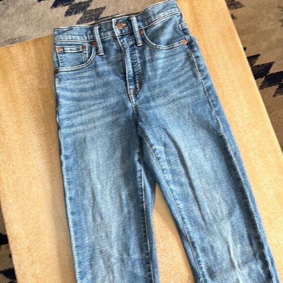 Madewell Classic Straight Jeans - Picture 3 of 9